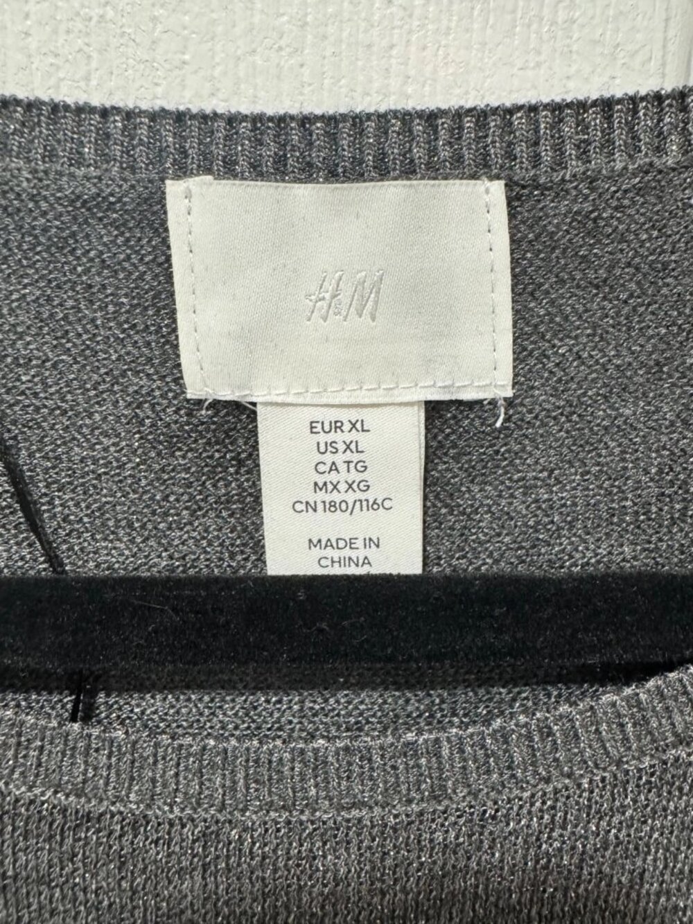 H&M Metallic Top in XXL Grey - Picture 4 of 4